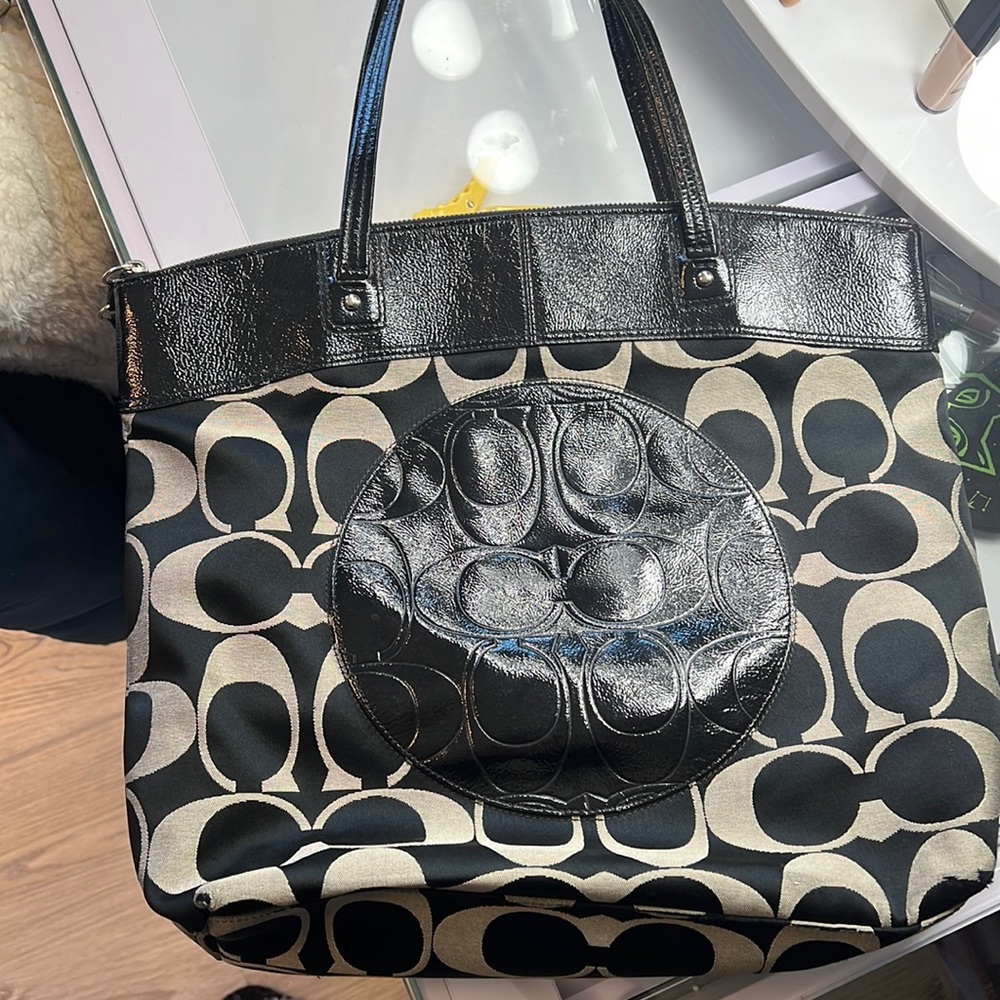 Black and gray Coach tote bag